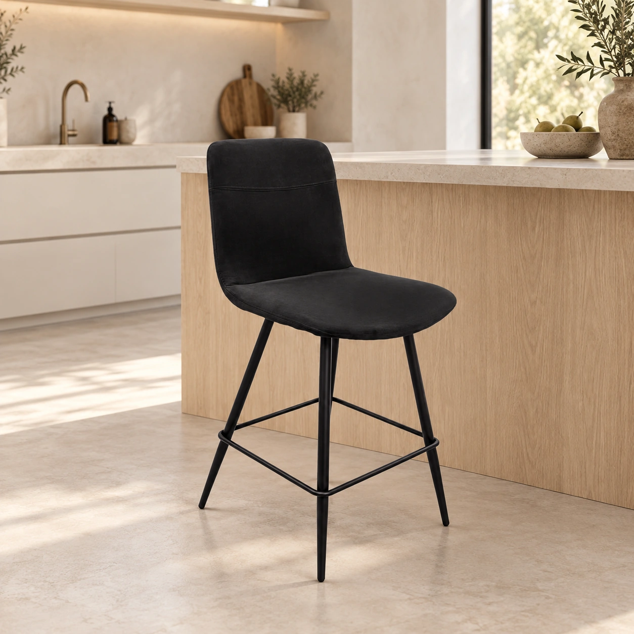 Tresenhocker Felina Linea – Wohnbeispiel