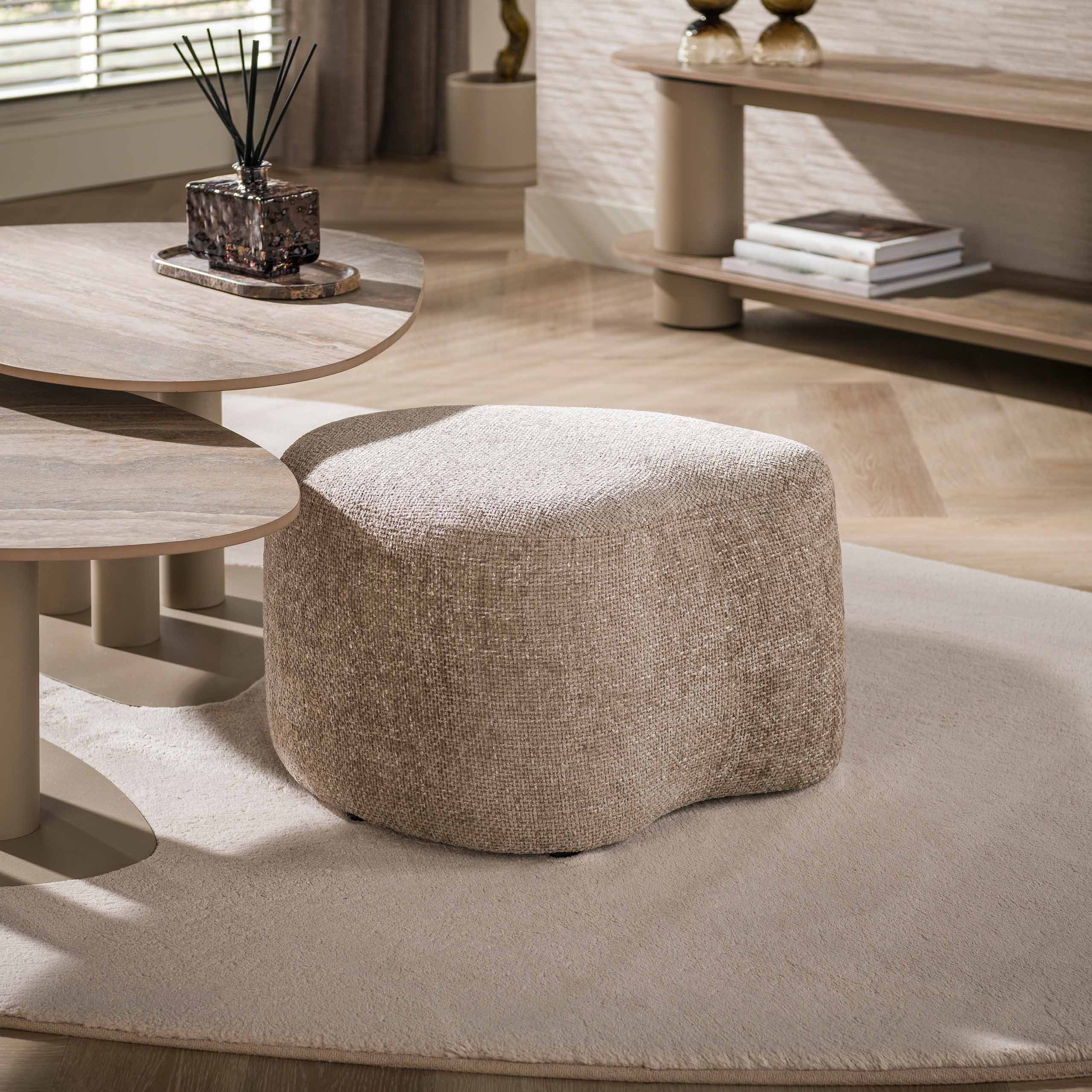 Sitzhocker leaf – Ambiente
