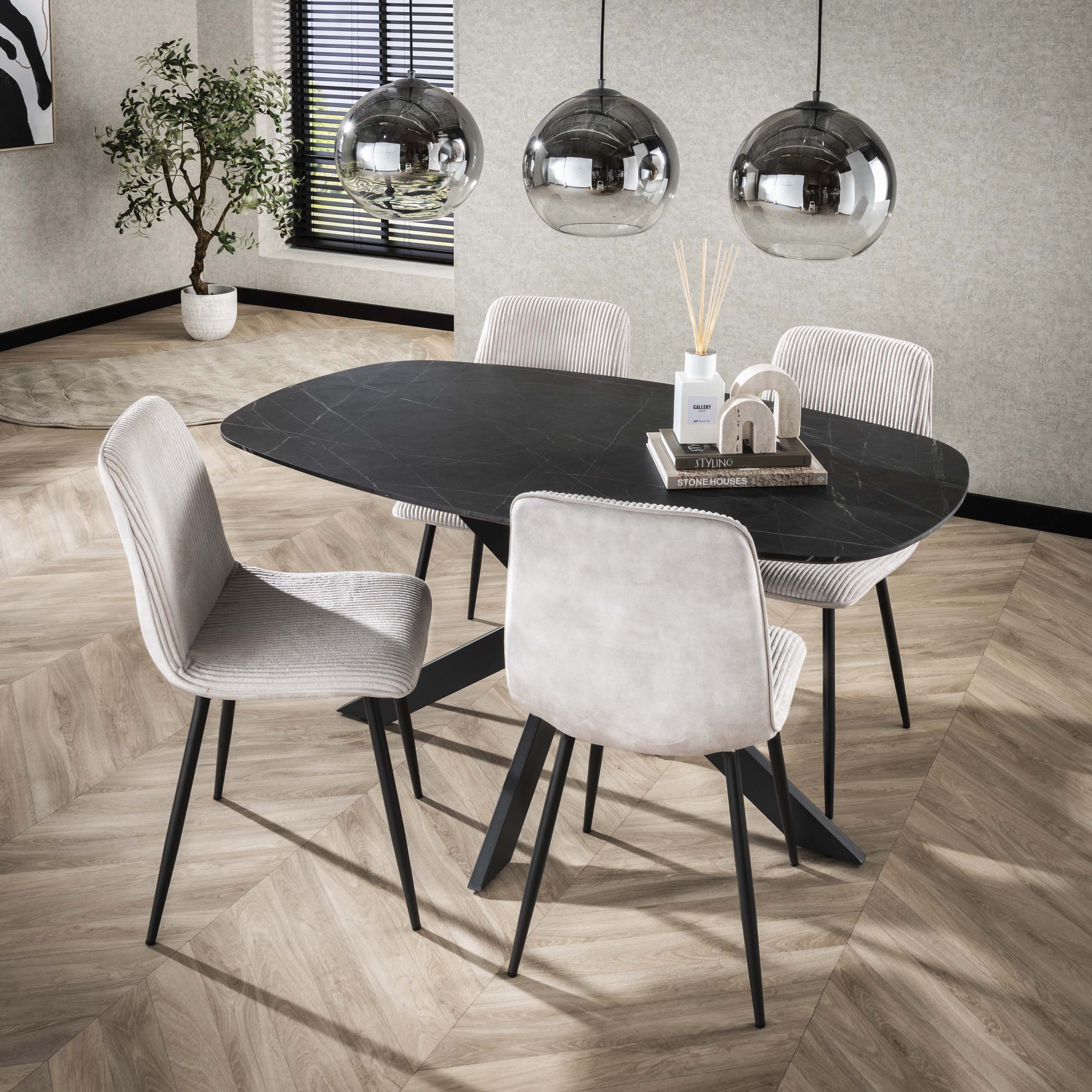 Esstisch Vesterbro Cross 150 – Ambiente
