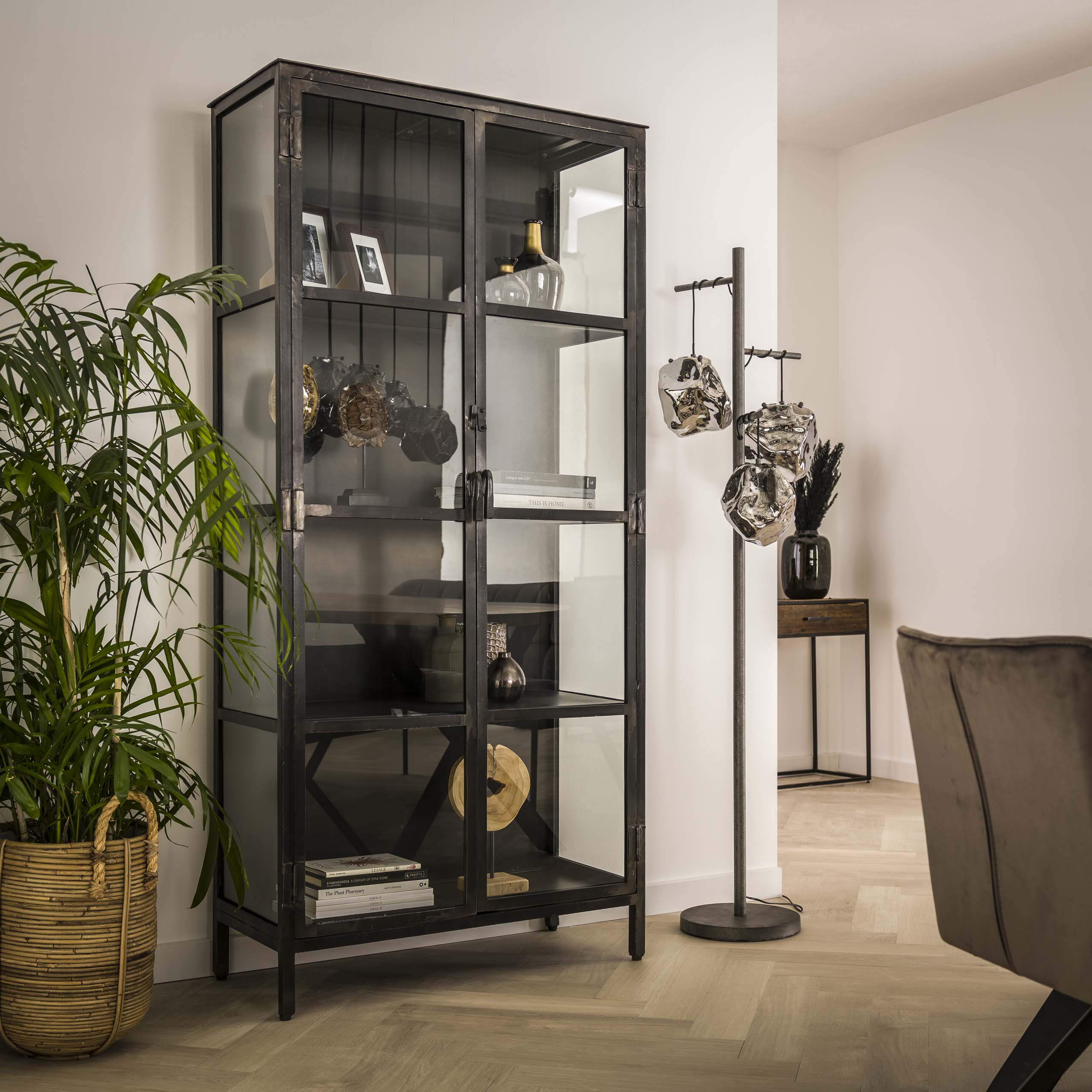 Vitrine Föhr Korsør 2 Türen – Ambiente