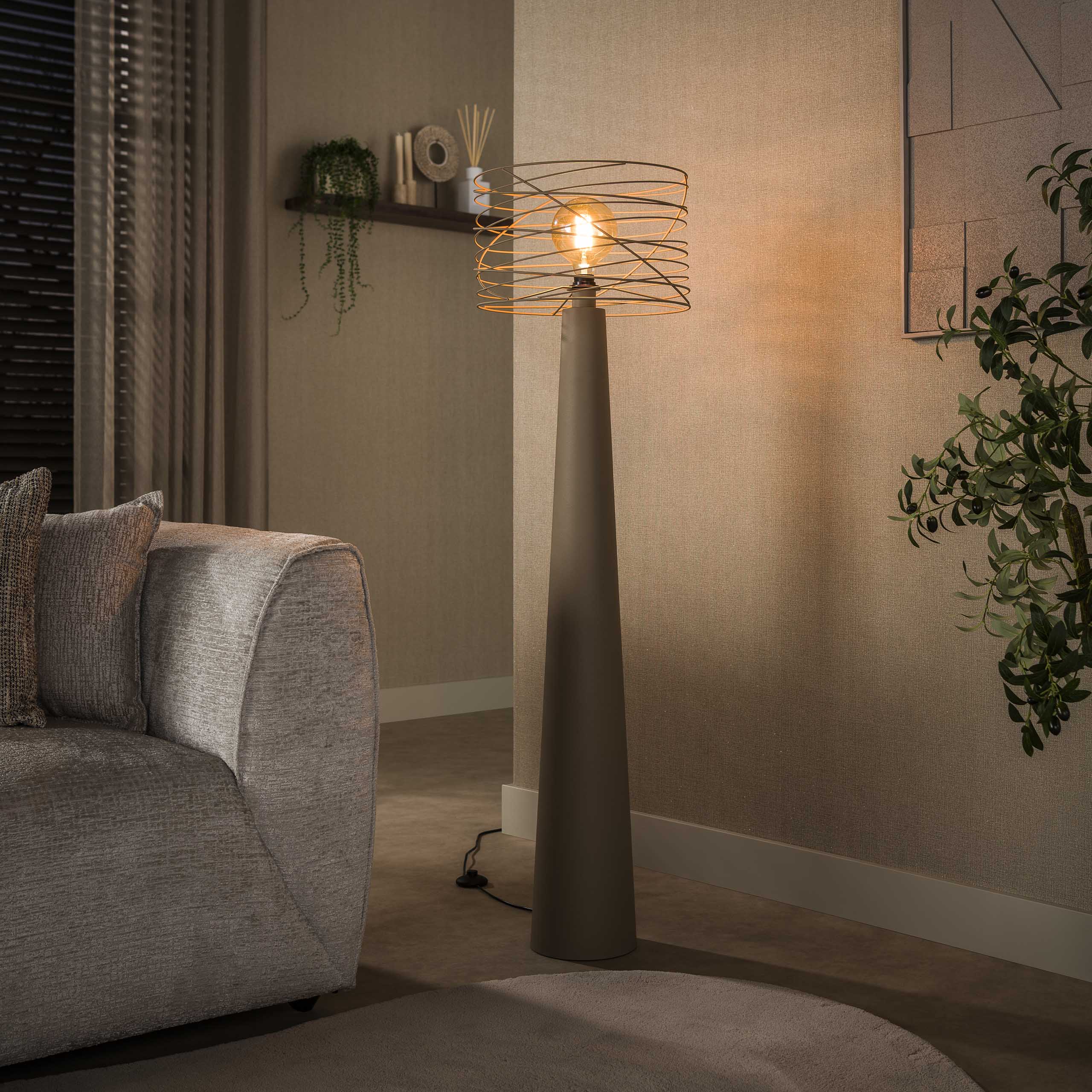 Stehleuchte Nyborg 1-Fassung - Beige – Ambiente