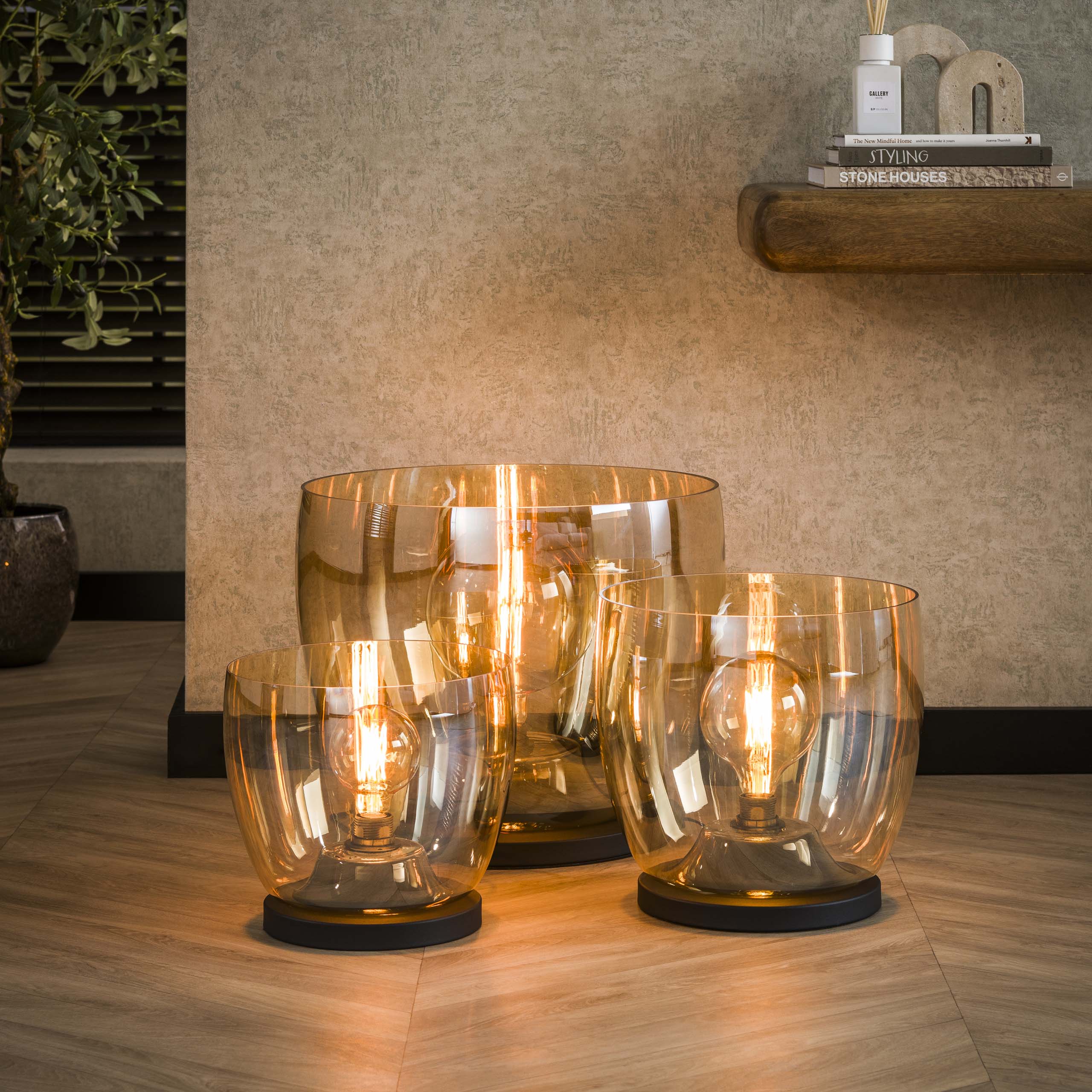 Stehleuchte UP XXL 1-Fassung - Amberfarbenes Glas – Ambiente